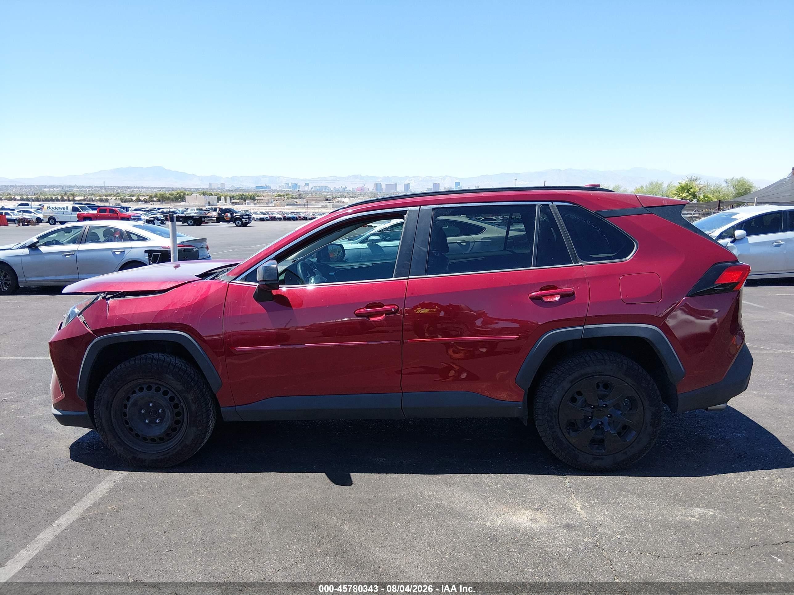 2020 TOYOTA RAV4 LE