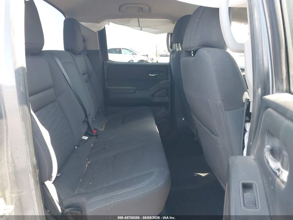 2024 NISSAN FRONTIER SV 4X4