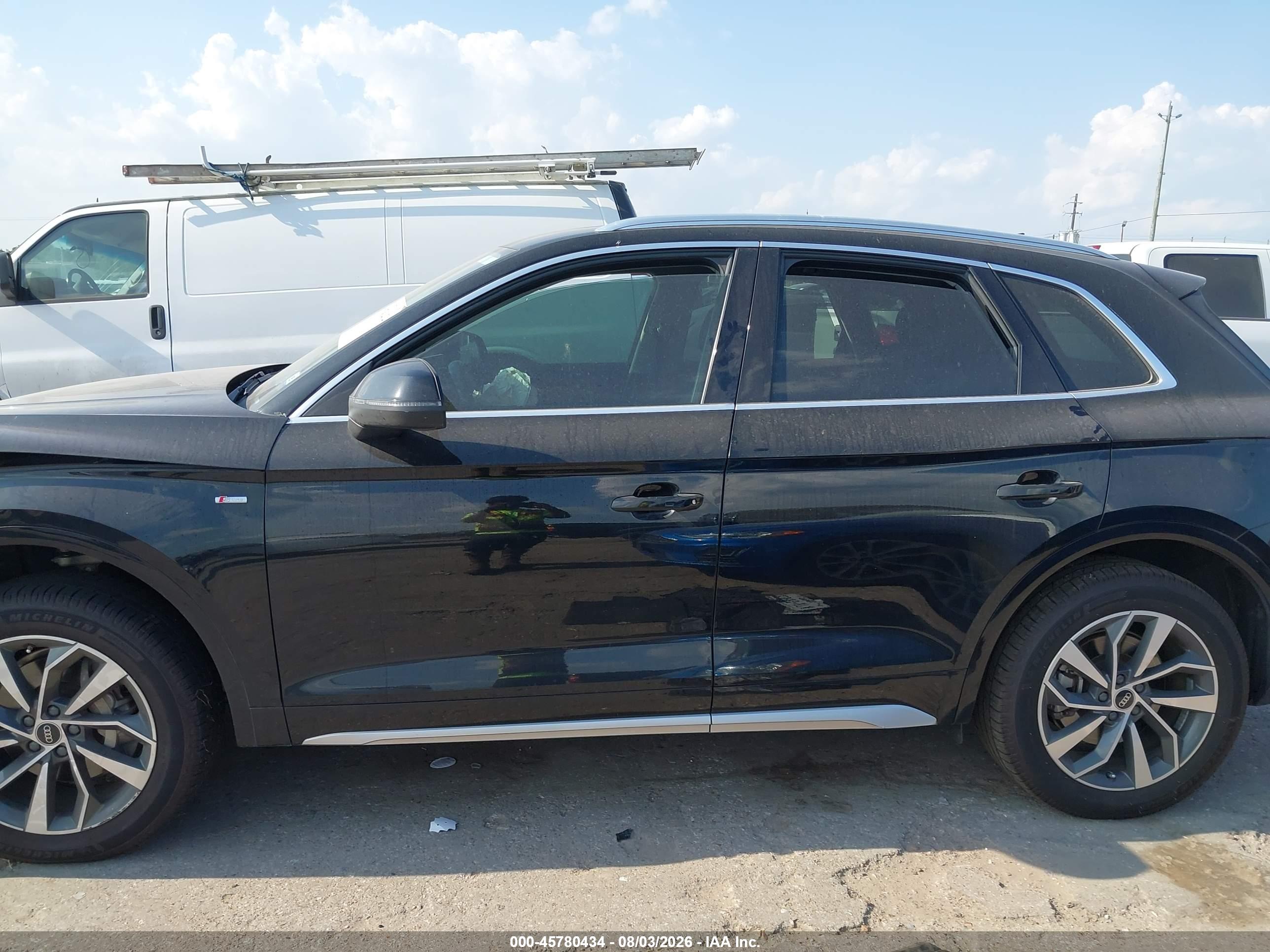 2022 AUDI Q5