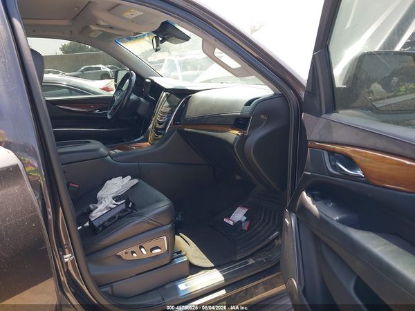 2016 CADILLAC ESCALADE ESV LUXURY COLLECTION