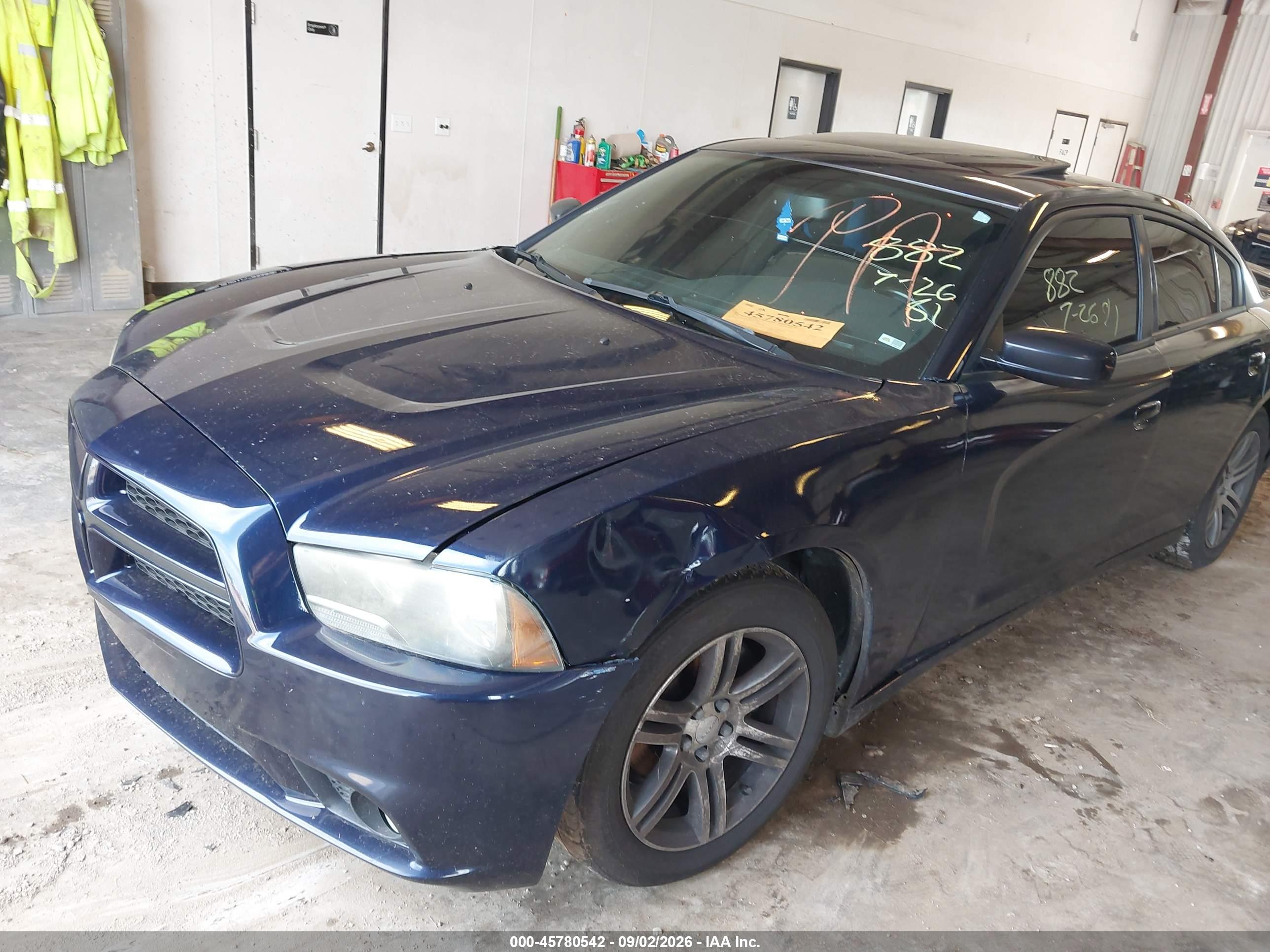2012 DODGE CHARGER SXT — I2