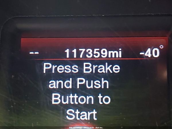 2012 DODGE CHARGER SXT — I7
