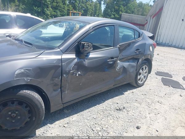 2017 MAZDA MAZDA3 SPORT
