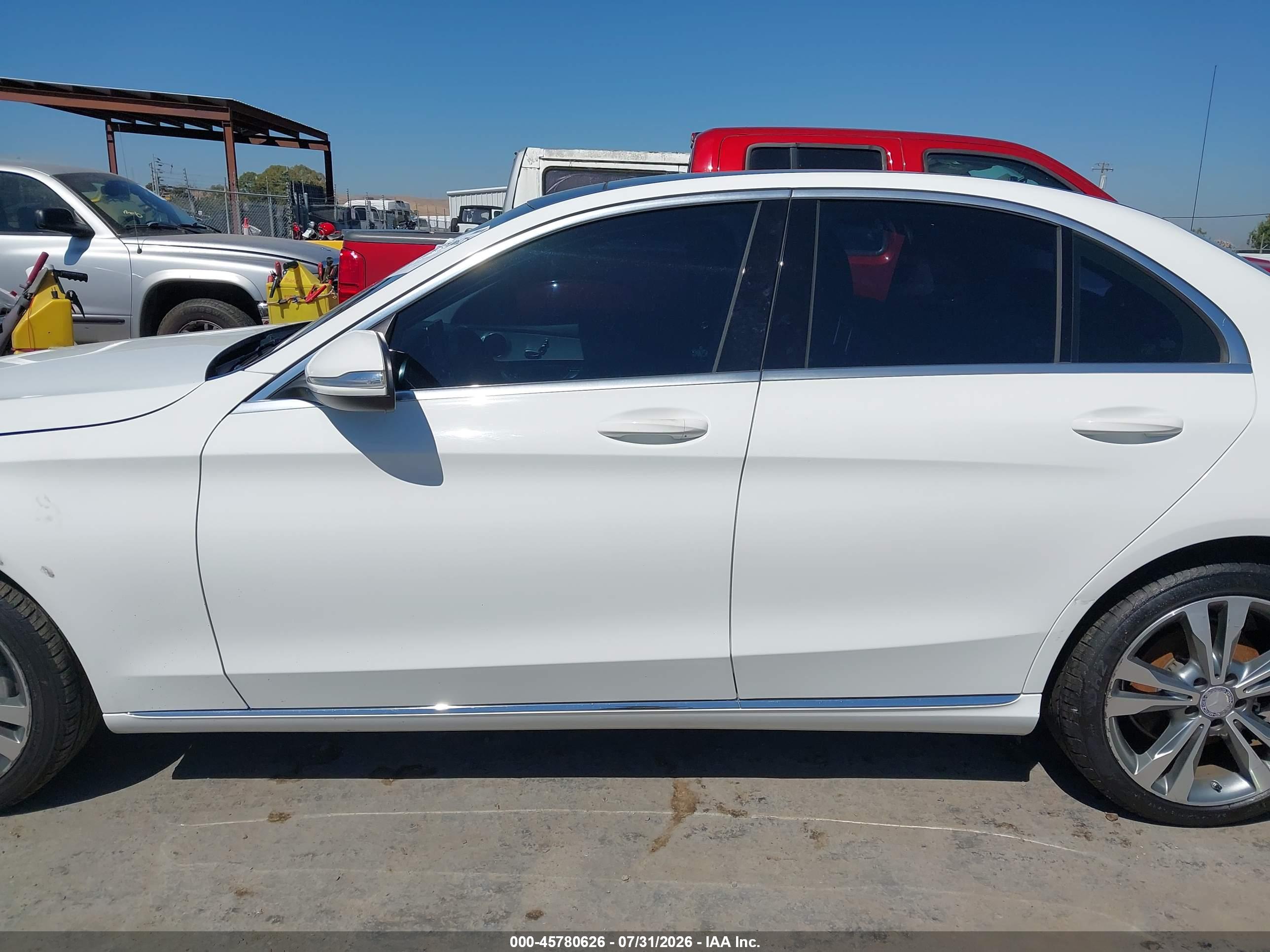 2015 MERCEDES-BENZ C 300 4MATIC
