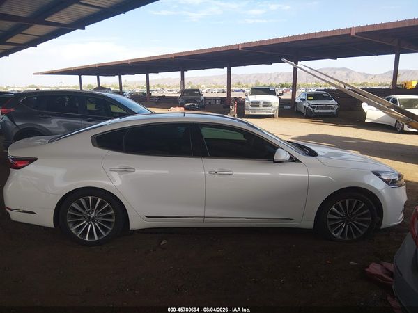 2018 KIA CADENZA PREMIUM