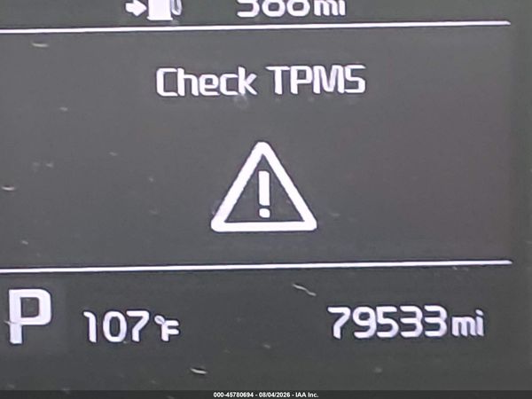 2018 KIA CADENZA PREMIUM