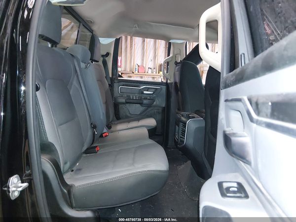 2020 RAM 1500 BIG HORN  4X4 6'4 BOX
