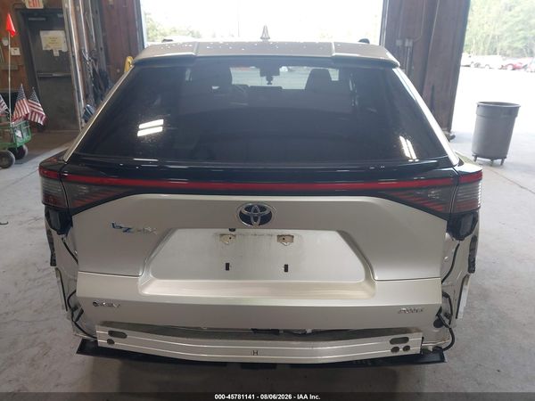 2024 TOYOTA BZ4X XLE