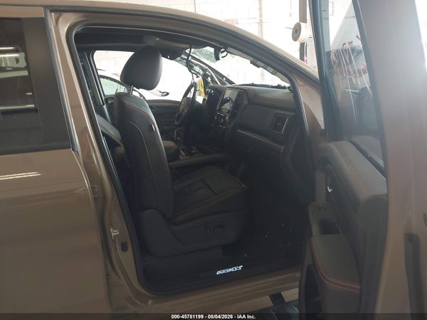 2021 NISSAN TITAN PRO-4X 4X4 — I5