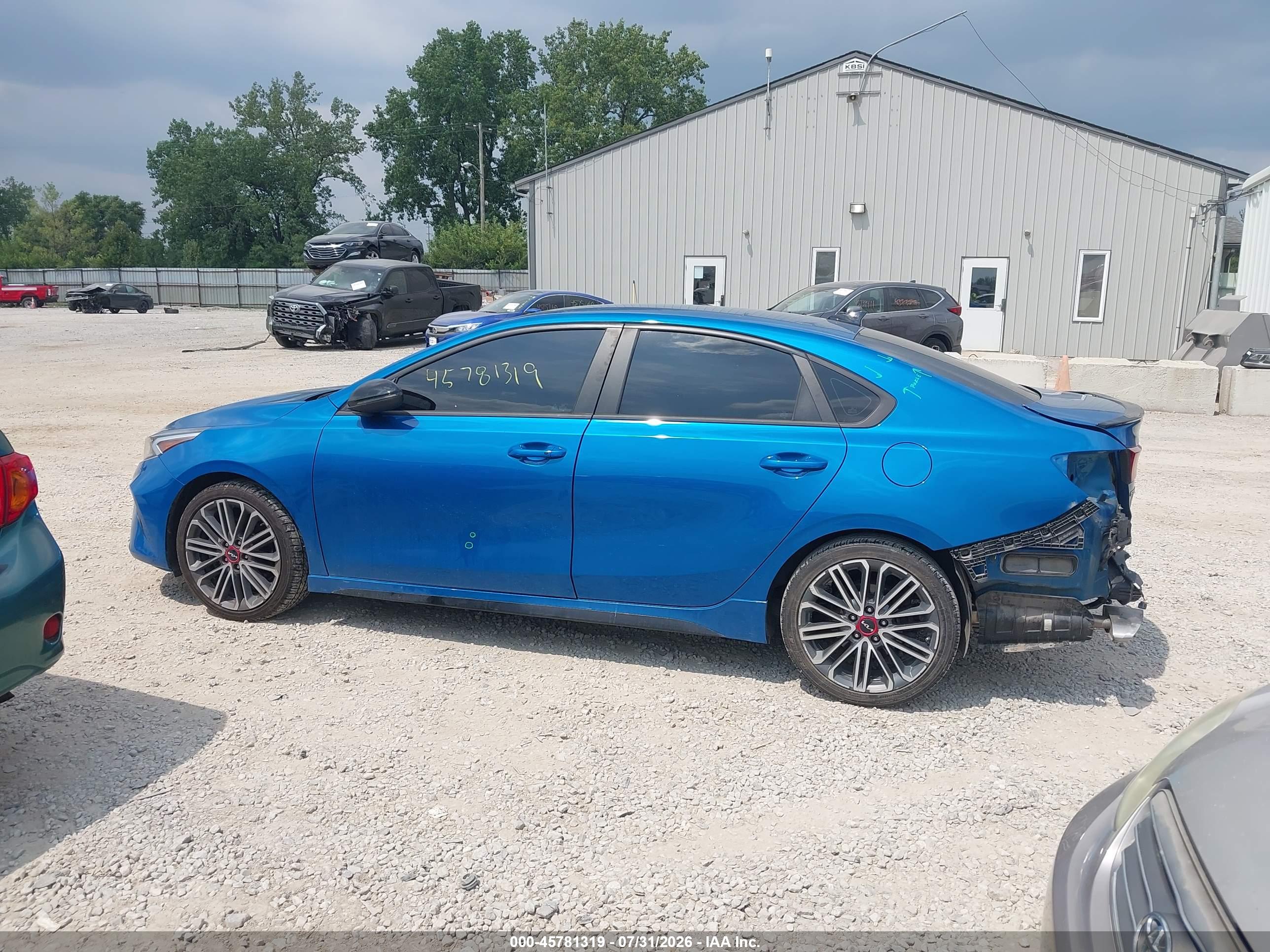2022 KIA FORTE GT