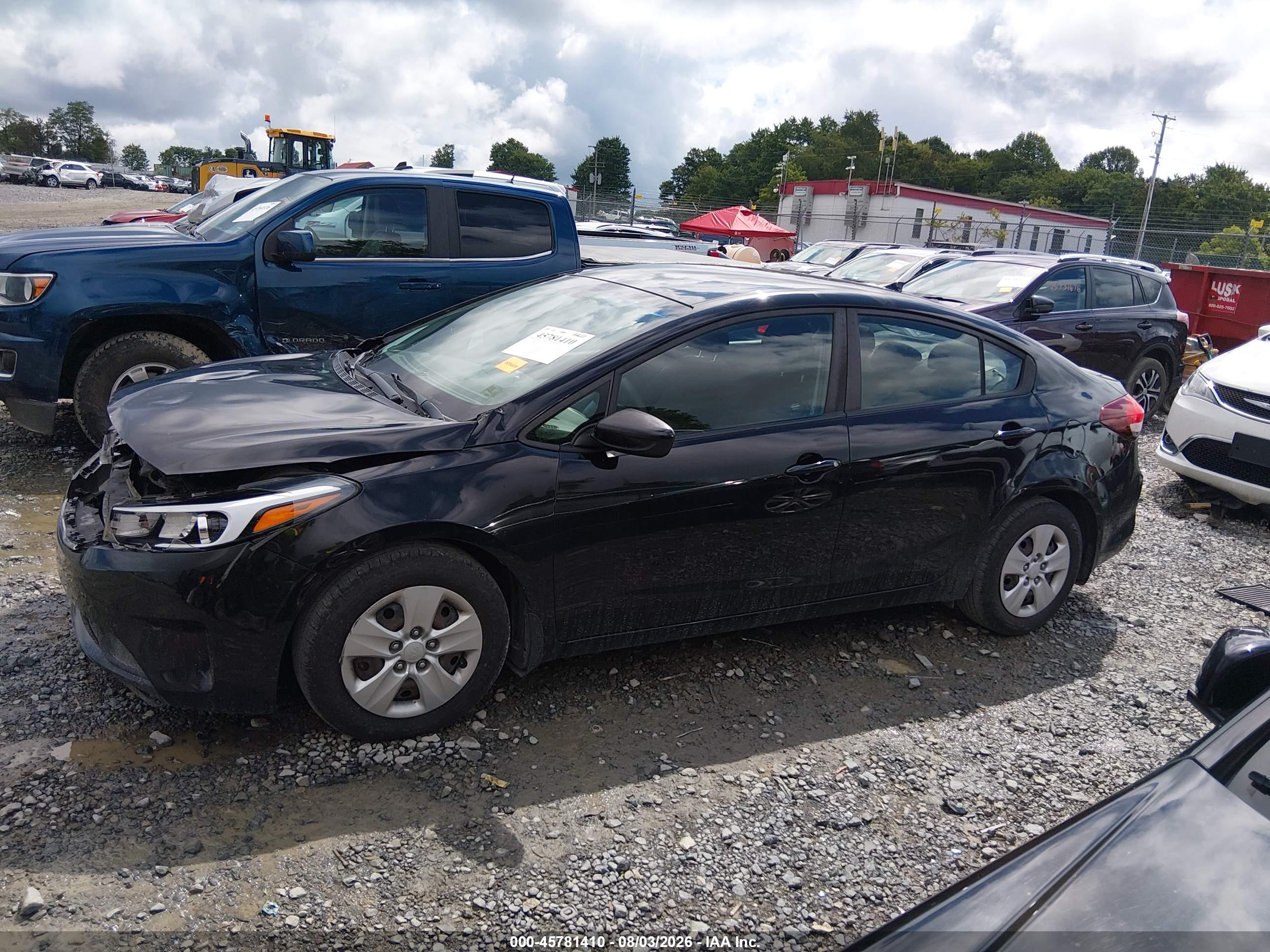 2017 KIA FORTE LX