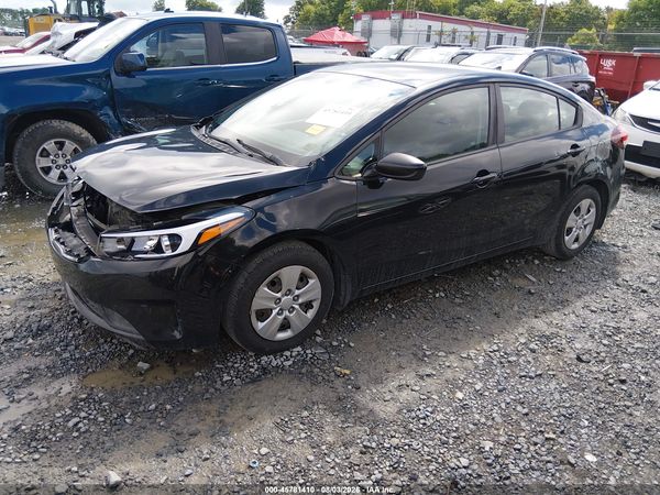 2017 KIA FORTE LX