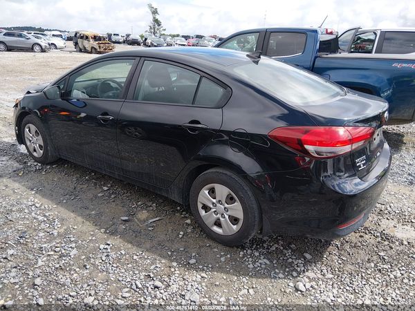 2017 KIA FORTE LX