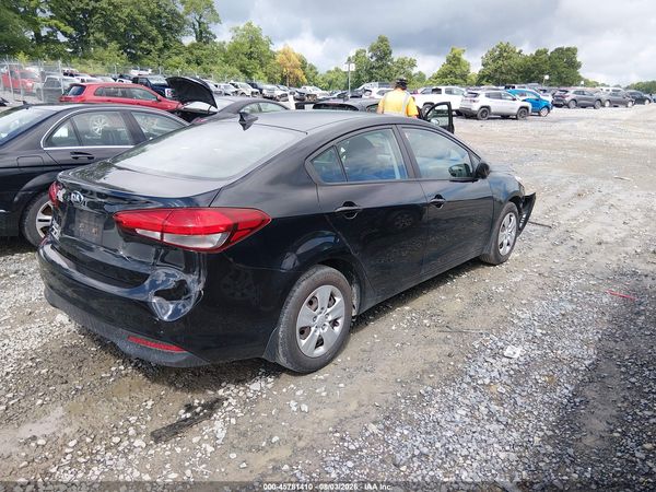 2017 KIA FORTE LX