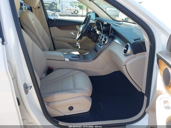 2021 MERCEDES-BENZ GLC 300 4MATIC SUV
