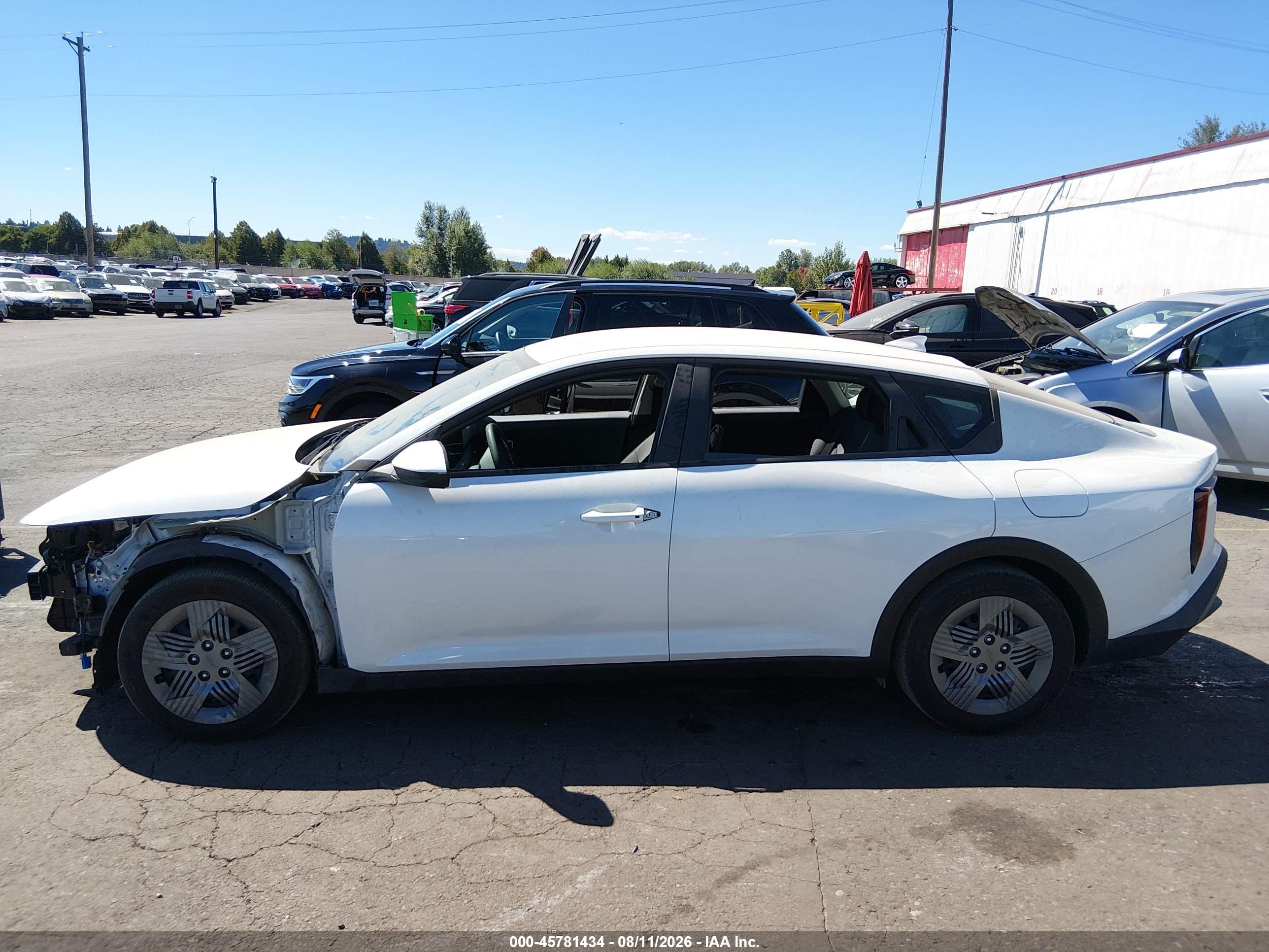 2025 KIA K4 LX
