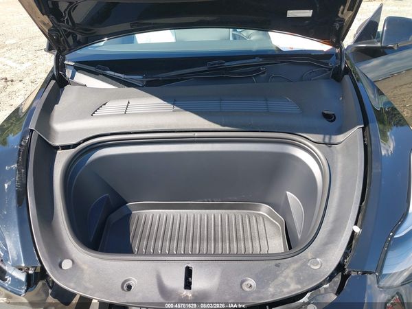 2025 TESLA MODEL Y