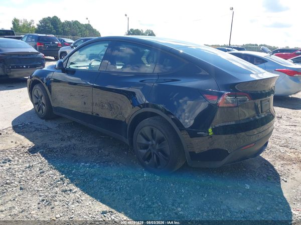 2025 TESLA MODEL Y