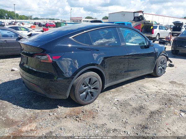 2025 TESLA MODEL Y