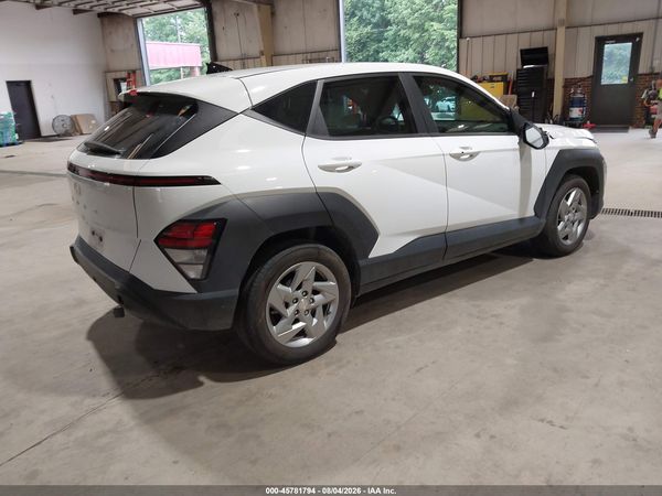2024 HYUNDAI KONA SE