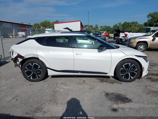 2022 KIA EV6 GT-LINE