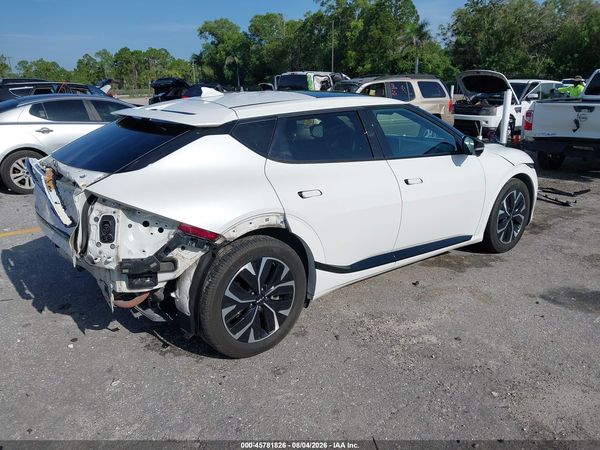 2022 KIA EV6 GT-LINE