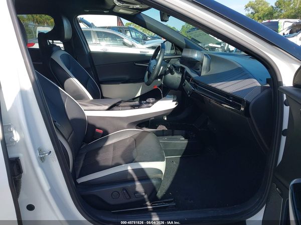 2022 KIA EV6 GT-LINE