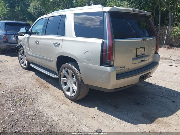 2017 CADILLAC ESCALADE LUXURY