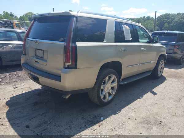 2017 CADILLAC ESCALADE LUXURY