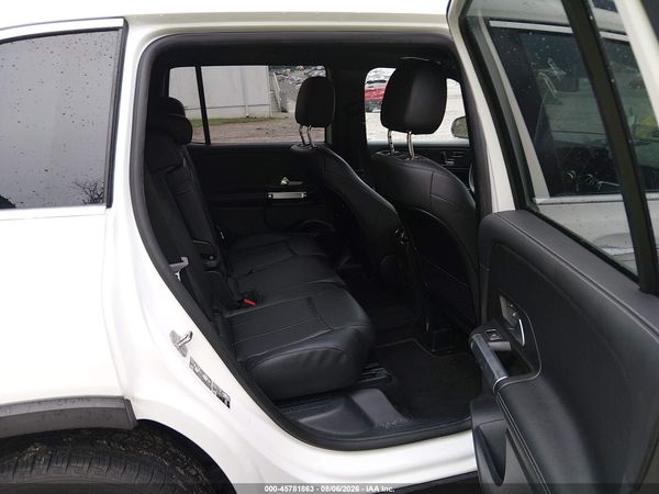 2023 MERCEDES-BENZ GLB 250 4MATIC