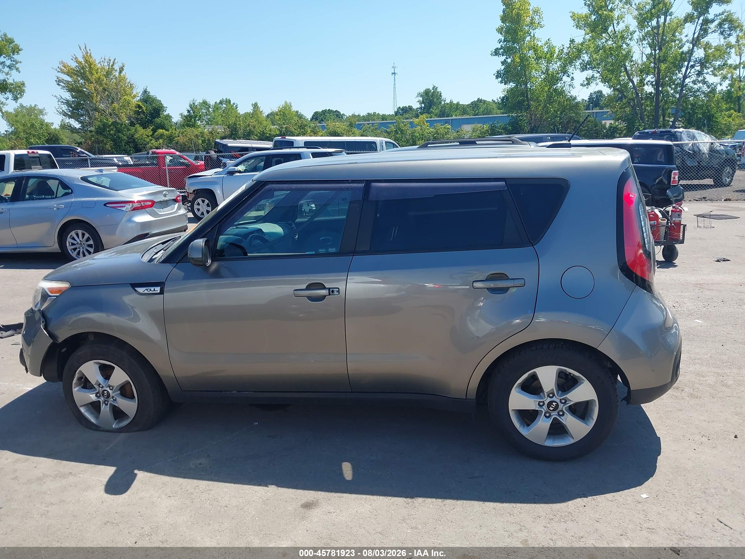 2017 KIA SOUL Base