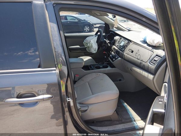 2016 KIA SEDONA LX