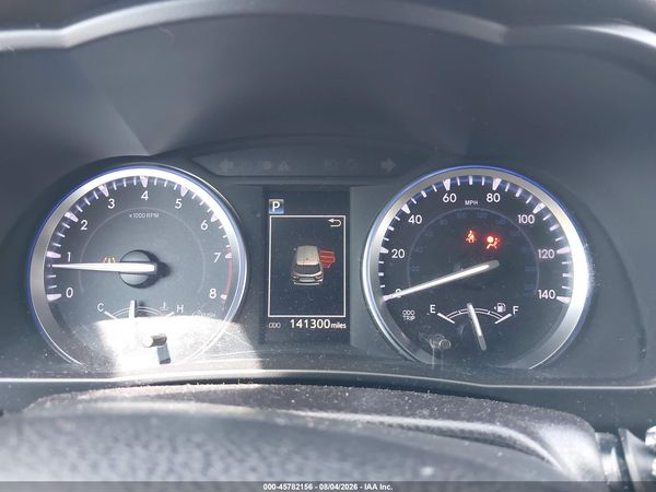 2017 TOYOTA HIGHLANDER SE
