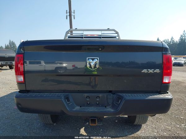 2018 RAM 3500 TRADESMAN  4X4 8' BOX