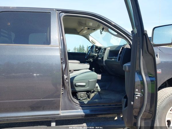2018 RAM 3500 TRADESMAN  4X4 8' BOX