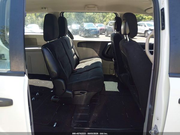 2016 DODGE GRAND CARAVAN AMERICAN VALUE PKG — I8
