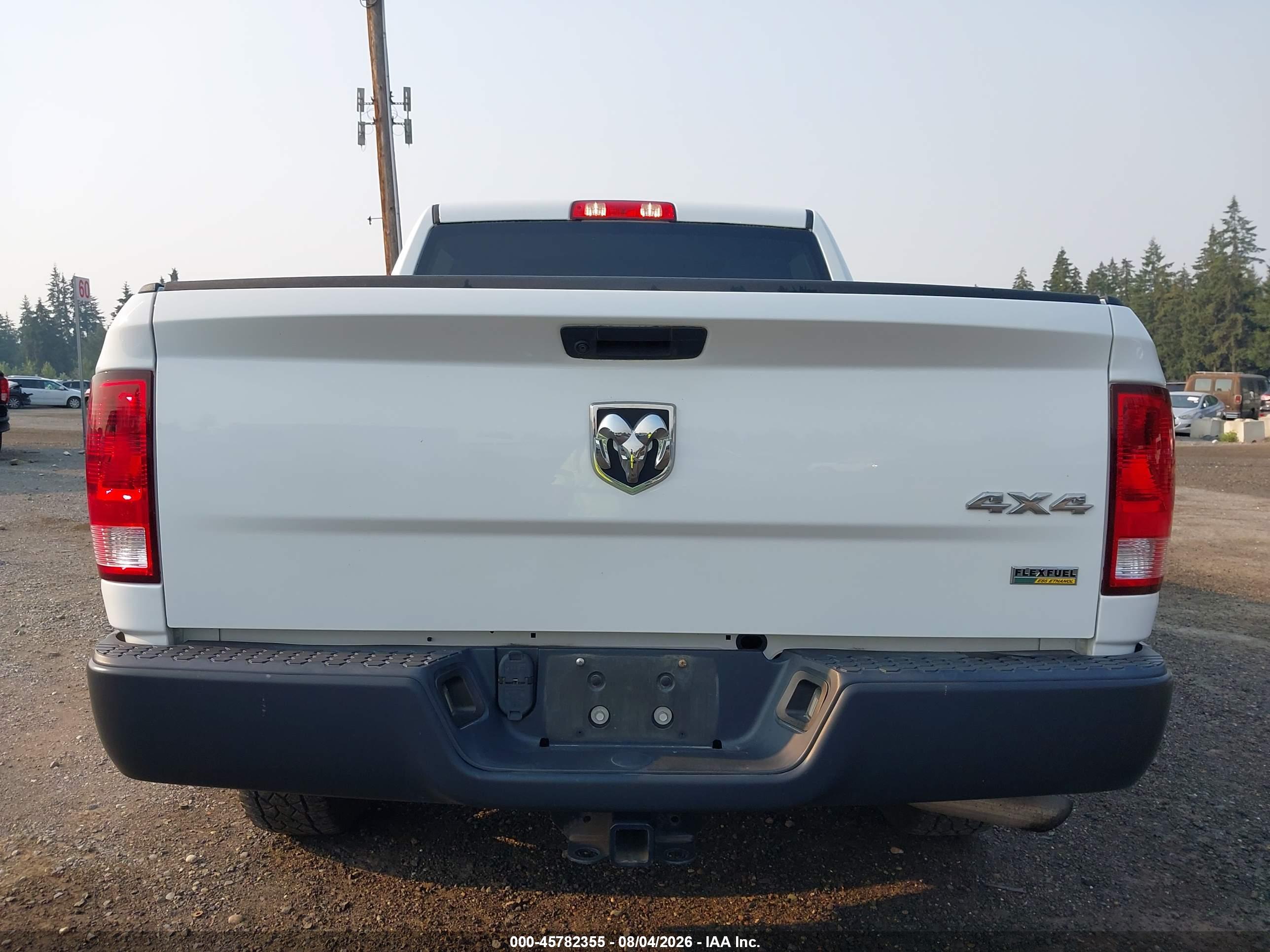 2019 RAM 1500 CLASSIC TRADESMAN  4X4 5'7 BOX