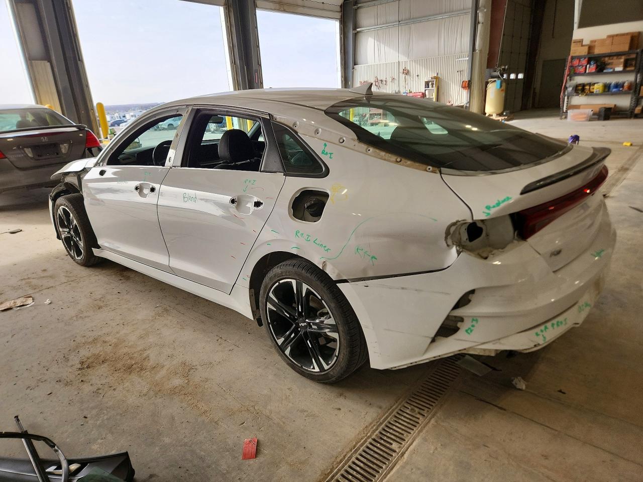 2022 KIA K5 GT-Line