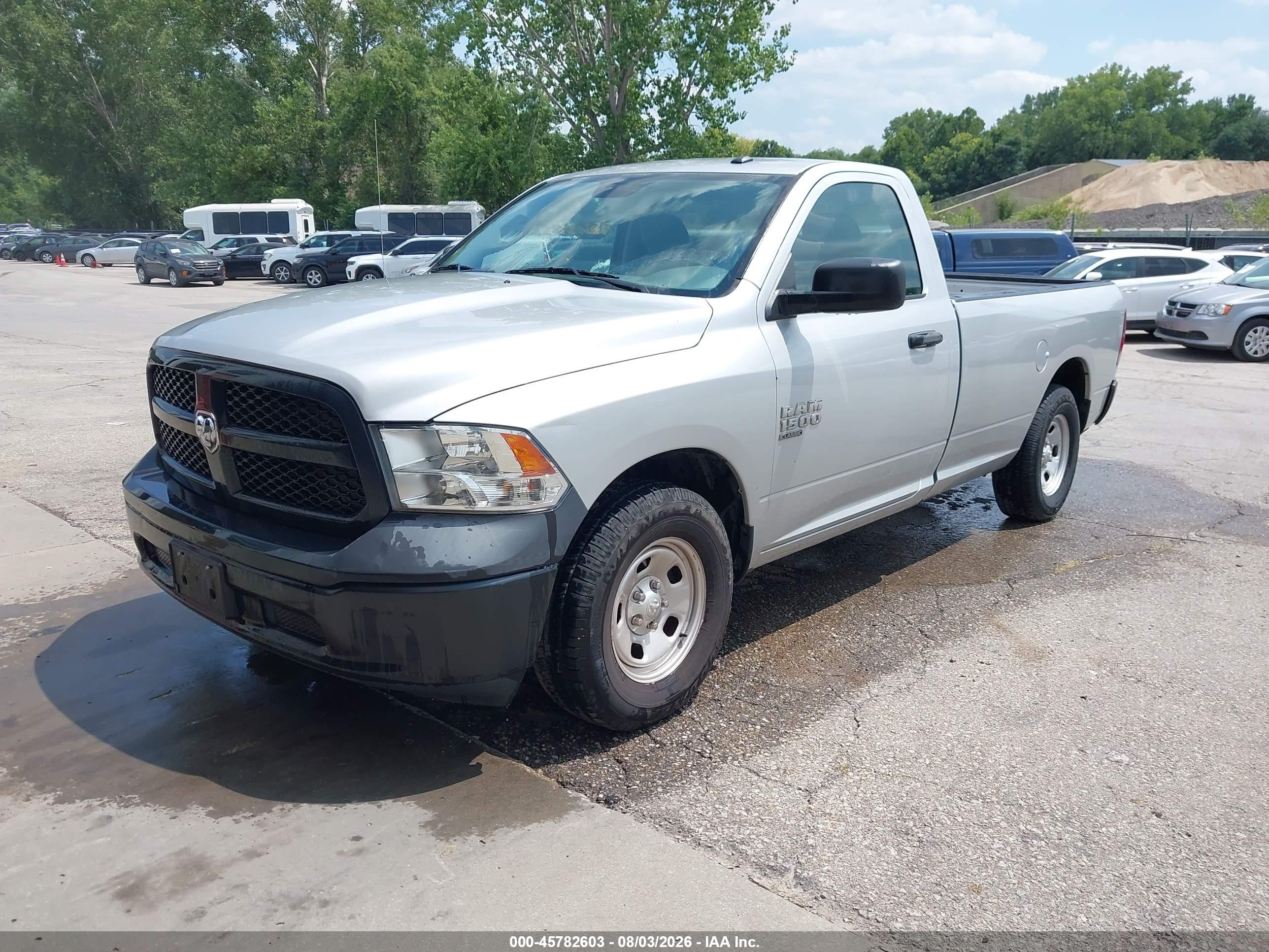 2019 RAM 1500 CLASSIC TRADESMAN  4X2 8' BOX — I2