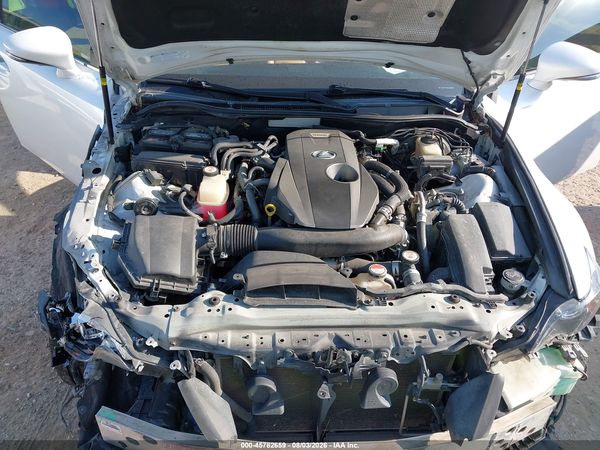 2016 LEXUS IS 200T