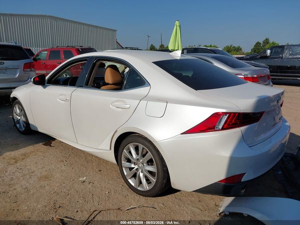 2016 LEXUS IS 200T