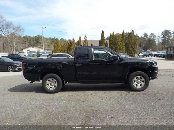 2022 NISSAN FRONTIER