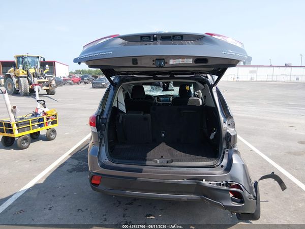 2017 TOYOTA HIGHLANDER XLE