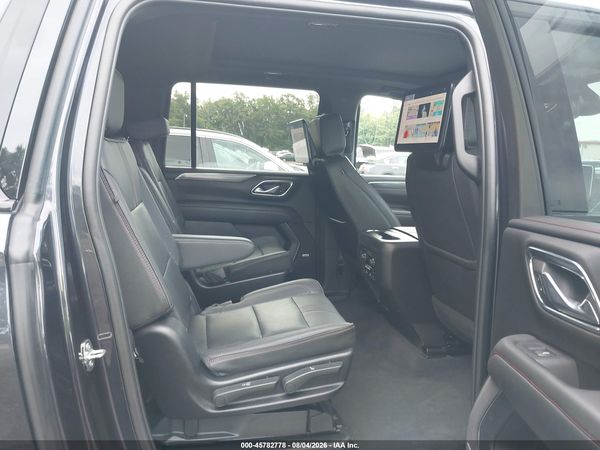 2024 CHEVROLET SUBURBAN 4WD RST — I8