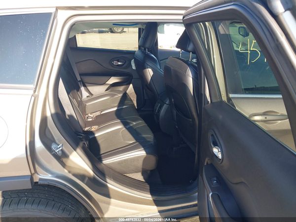 2021 JEEP CHEROKEE LATITUDE LUX 4X4