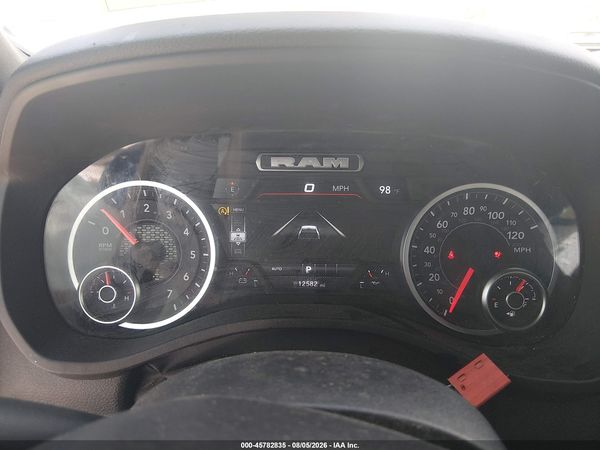 2025 RAM 1500 BIG HORN  4X4 5'7 BOX