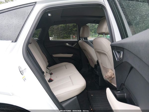 2024 AUDI Q4 SPORTBACK E-TRON PREMIUM PLUS 50 QUATTRO — I8