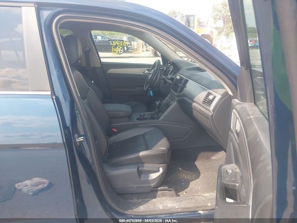 2018 VOLKSWAGEN ATLAS 3.6L V6 SE — I5