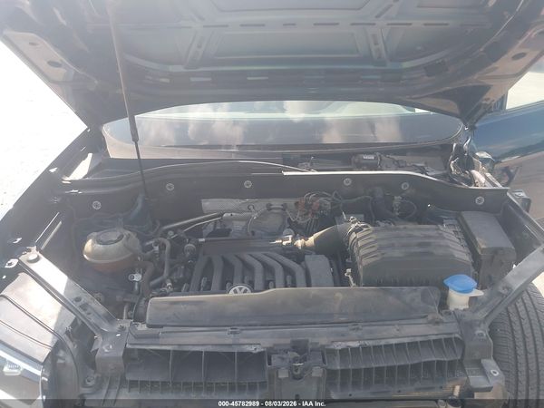2018 VOLKSWAGEN ATLAS 3.6L V6 SE — I10