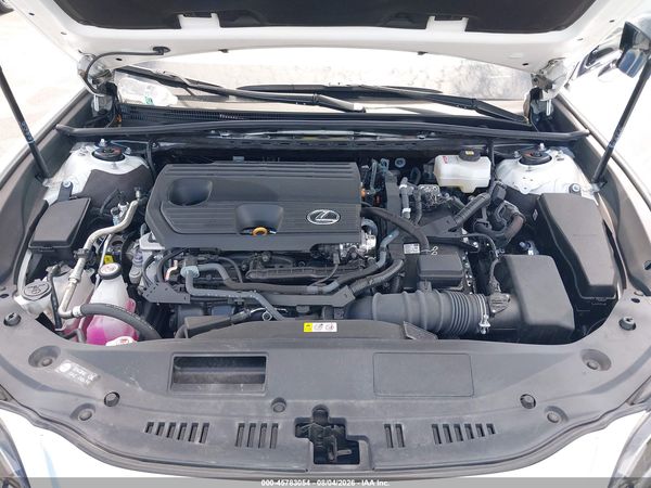 2025 LEXUS ES 300H ULTRA LUXURY
